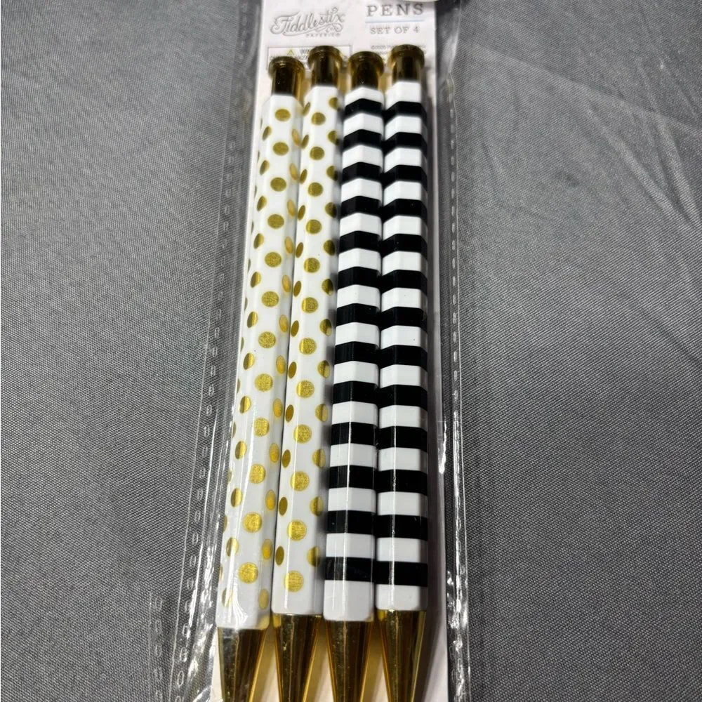 New 10 pc Decorative Ballpoint Pens Set - Assorted Patterns (Gold Accent)